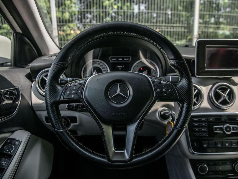 Mercedes-Benz A-класс 2013 года, 203 048 км - вид 7