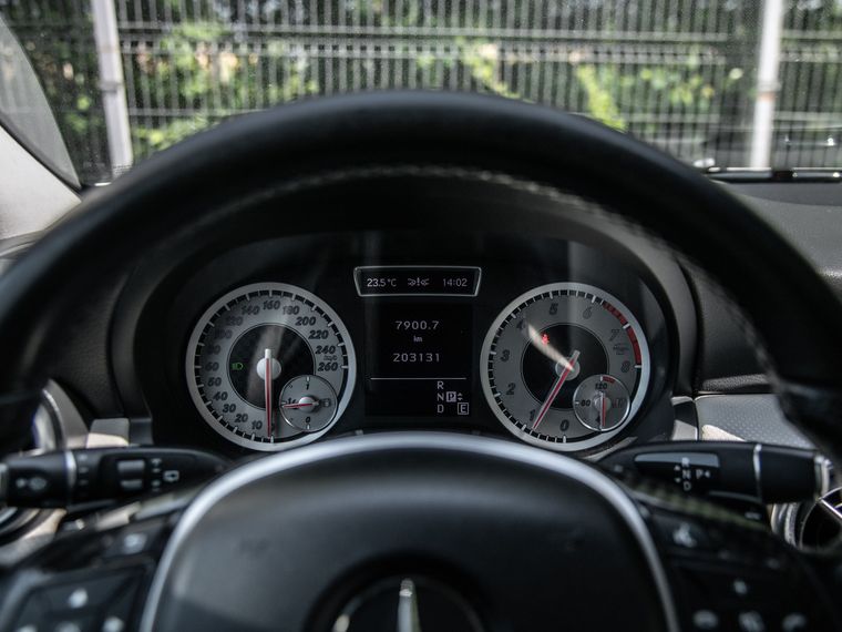 Mercedes-Benz A-класс 2013 года, 203 048 км - вид 5