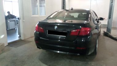 BMW 5 Серия 2013 года, 198 837 км - вид 3
