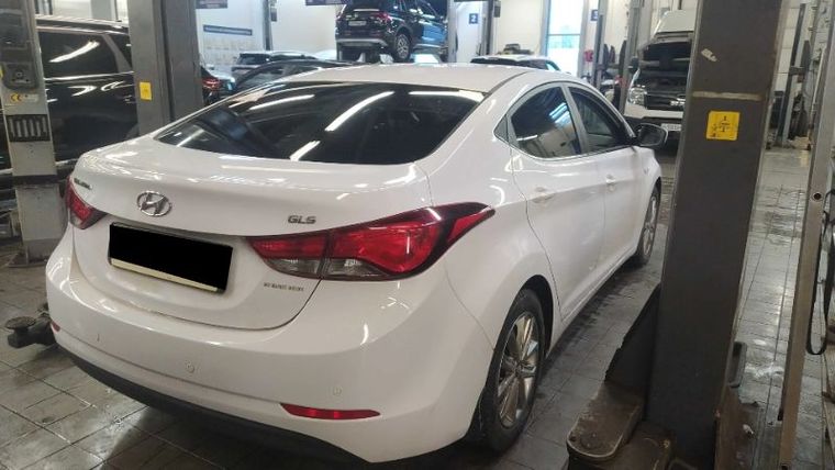 Hyundai Elantra 2014 года, 137 108 км - вид 3