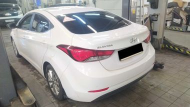 Hyundai Elantra 2014 года, 137 108 км - вид 4