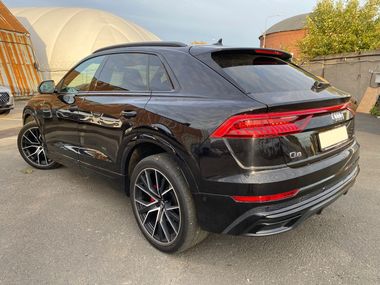 Audi Q8 2019 года, 84 532 км - вид 4