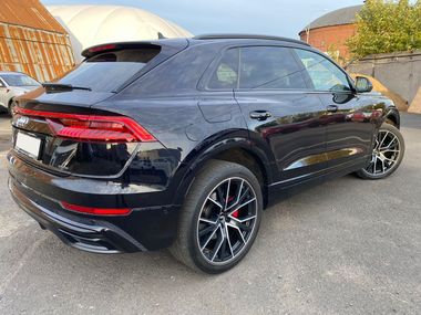 Audi Q8 2019 года, 84 532 км - вид 3