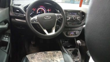 ВАЗ (LADA) Vesta 2021 года, 78 749 км - вид 5