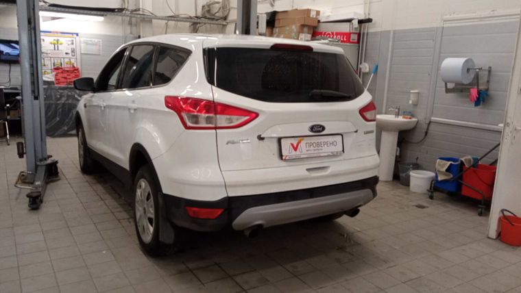 Ford Kuga 2014 года, 192 464 км - вид 4