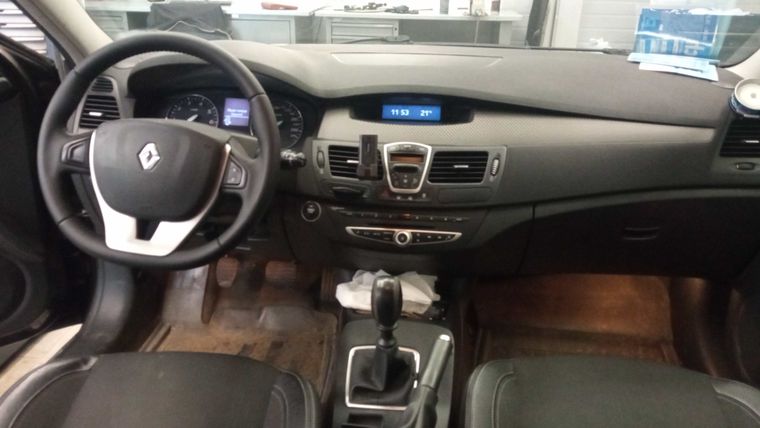 Renault Laguna 2008 года, 294 257 км - вид 5