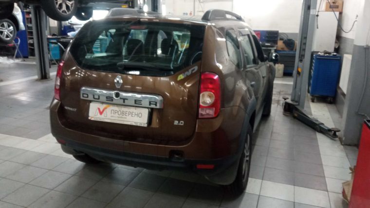 Renault Duster 2013 года, 267 000 км - вид 3