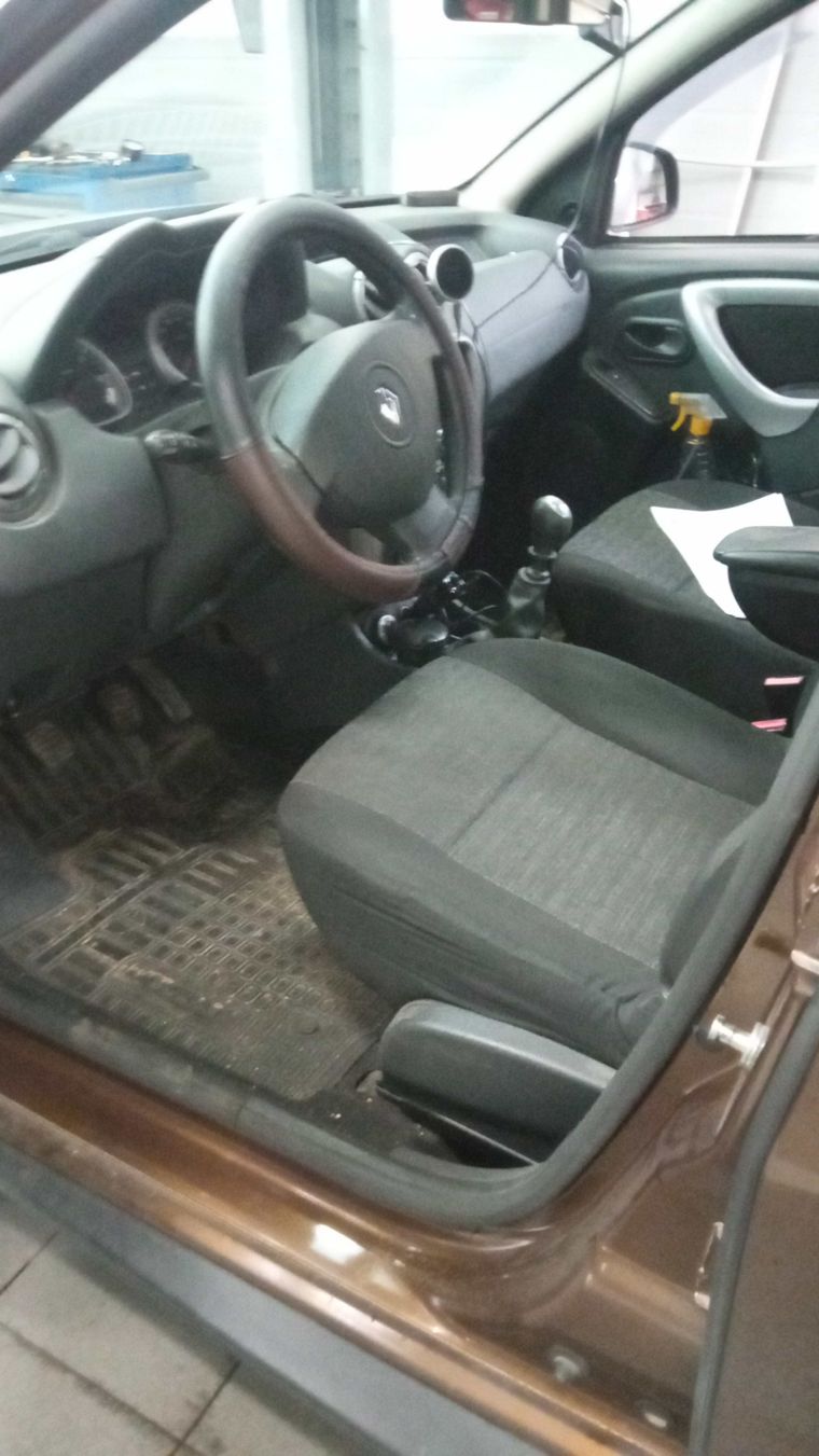 Renault Duster 2013 года, 267 000 км - вид 5