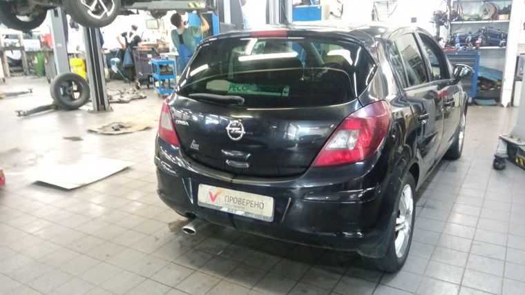 Opel Corsa 2011 года, 176 904 км - вид 3