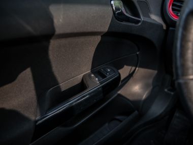 Opel Corsa 2011 года, 176 904 км - вид 8