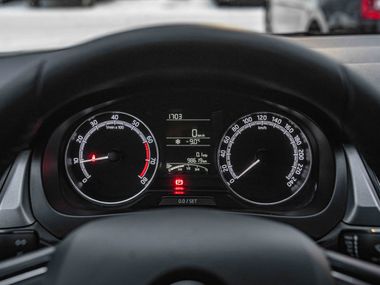 Skoda Rapid 2018 года, 99 000 км - вид 5