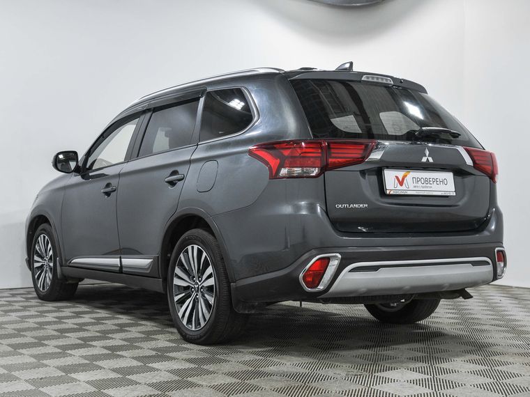 Mitsubishi Outlander 2021 года, 80 185 км - вид 7