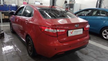 KIA Rio 2014 года, 177 297 км - вид 5