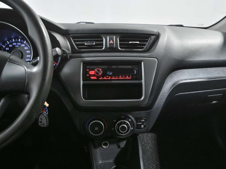 KIA Rio 2014 года, 177 297 км - вид 9