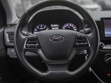 Hyundai Solaris 2022 года, 89 429 км - вид 5