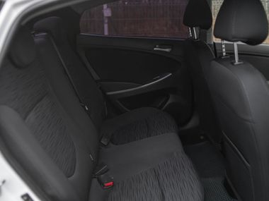 Hyundai Solaris 2016 года, 115 000 км - вид 10