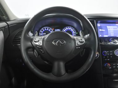 Infiniti QX70 2013 года, 116 131 км - вид 9