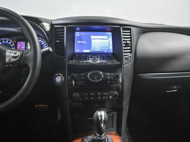 Infiniti QX70 2013 года, 116 131 км - вид 13