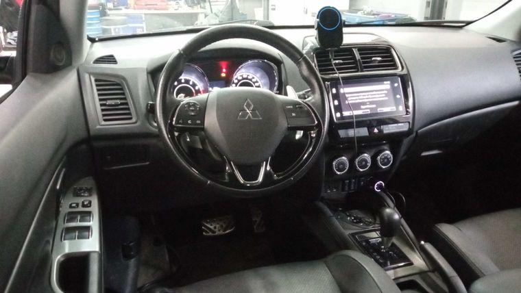 Mitsubishi ASX 2018 года, 120 000 км - вид 5