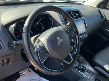 Mitsubishi ASX 2018 года, 120 000 км - вид 10