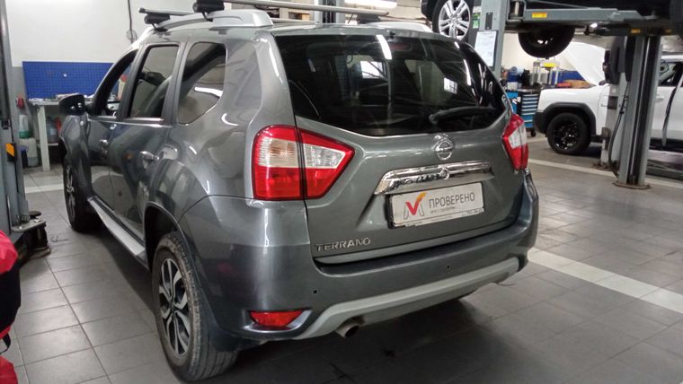 Nissan Terrano 2018 года, 143 000 км - вид 4