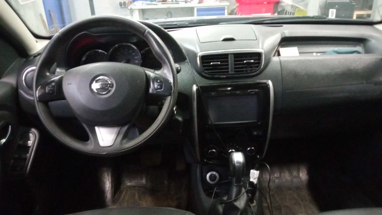 Nissan Terrano 2018 года, 143 000 км - вид 5