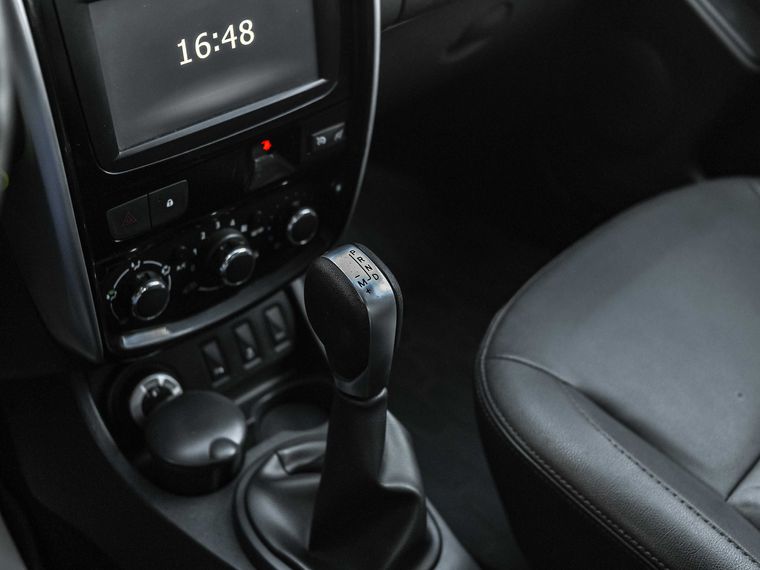 Nissan Terrano 2018 года, 143 000 км - вид 8