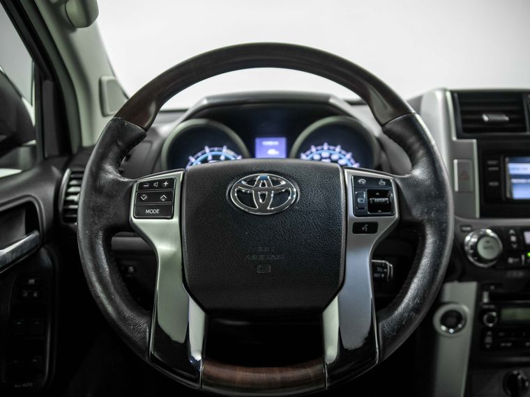 Toyota Land Cruiser Prado 2011 года, 393 158 км - вид 9
