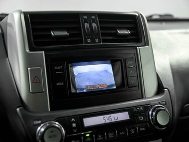 Toyota Land Cruiser Prado 2011 года, 393 158 км - вид 12