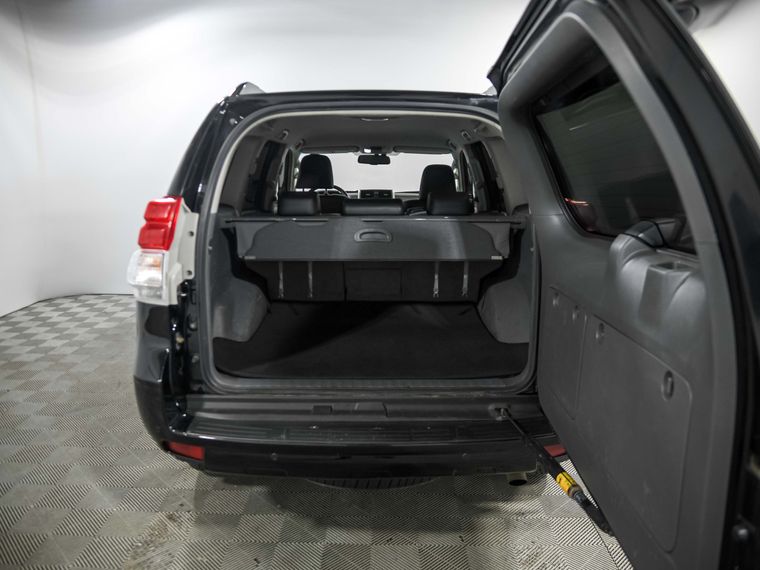 Toyota Land Cruiser Prado 2011 года, 393 158 км - вид 23