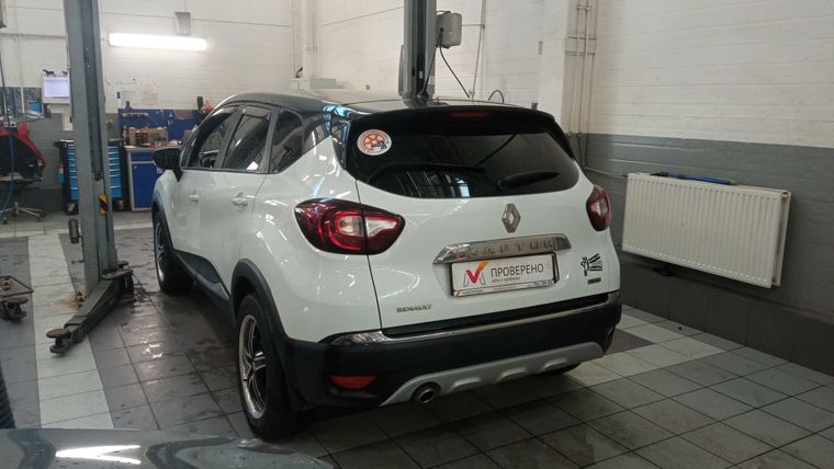 Renault Kaptur 2016 года, 41 230 км - вид 4