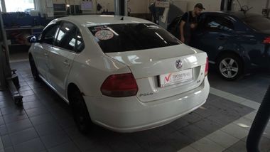 Volkswagen Polo 2013 года, 394 945 км - вид 4