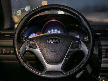KIA Rio 2016 года, 116 000 км - вид 6