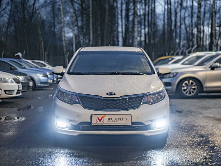 KIA Rio 2016 года, 116 000 км - вид 3
