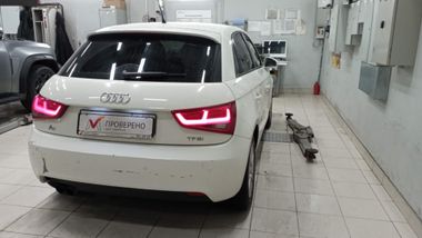 Audi A1 2013 года, 202 390 км - вид 3