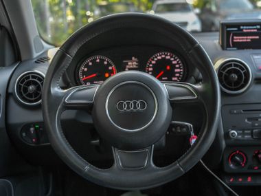 Audi A1 2013 года, 202 390 км - вид 6