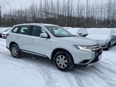 Mitsubishi Outlander 2017 года, 176 274 км - вид 4