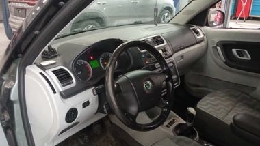 Skoda Roomster 2006 года, 281 913 км - вид 5