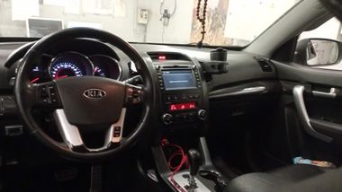 KIA Sorento 2011 года, 174 599 км - вид 5
