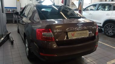 Skoda Octavia 2013 года, 183 240 км - вид 4