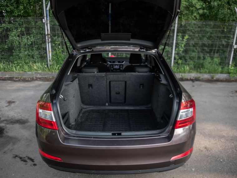 Skoda Octavia 2013 года, 183 240 км - вид 15