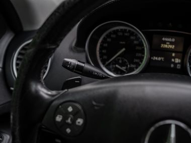 Mercedes-Benz GL-класс 2010 года, 228 221 км - вид 6