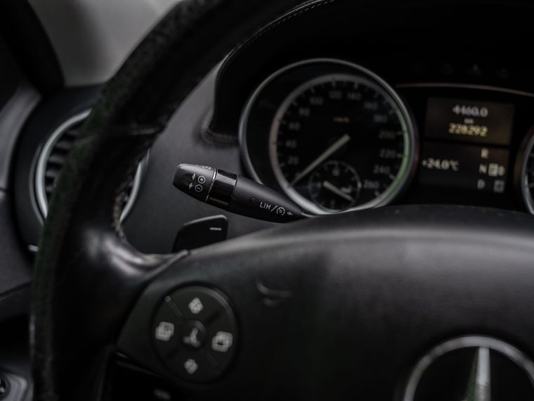 Mercedes-Benz GL-класс 2010 года, 228 221 км - вид 6