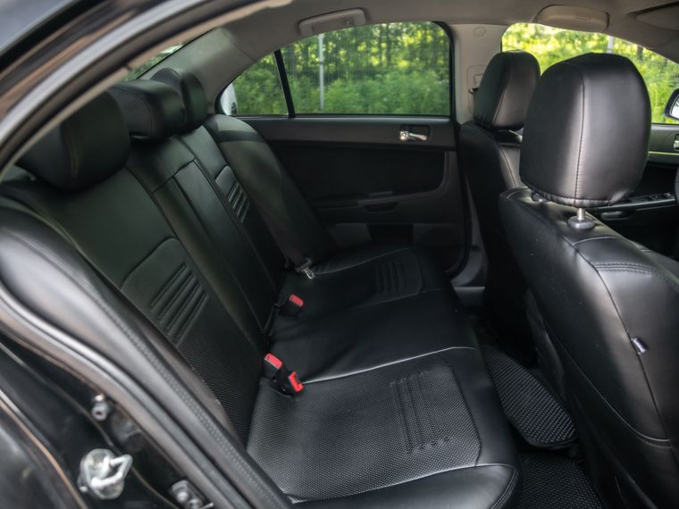 Mitsubishi Lancer 2008 года, 271 578 км - вид 11
