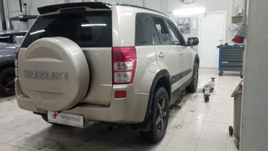 Suzuki Grand Vitara 2008 года, 183 723 км - вид 3