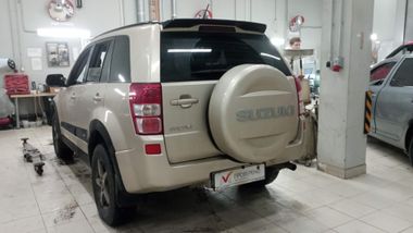 Suzuki Grand Vitara 2008 года, 183 723 км - вид 4