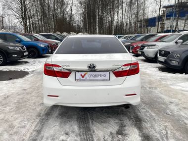 Toyota Camry 2013 года, 213 171 км - вид 5