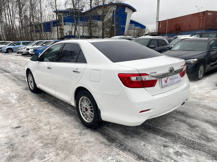 Toyota Camry 2013 года, 213 171 км - вид 6