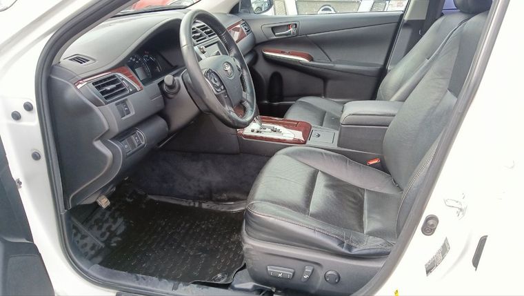 Toyota Camry 2013 года, 213 171 км - вид 16