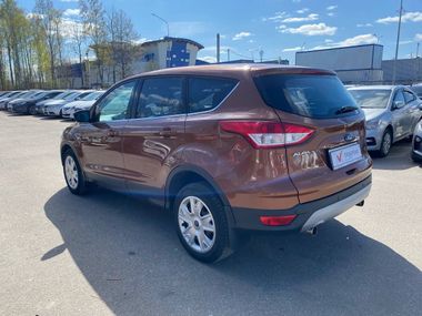 Ford Kuga 2015 года, 231 904 км - вид 6